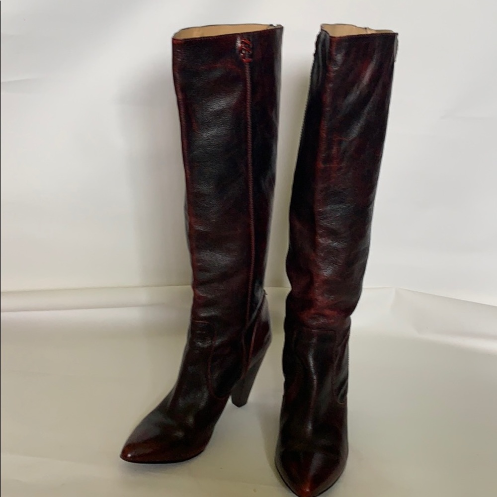 Women’s Frye Regina boot size 9, reddish colored